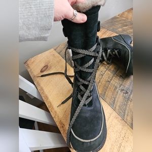 Sorel Tivoli High ll Boots Black Leather